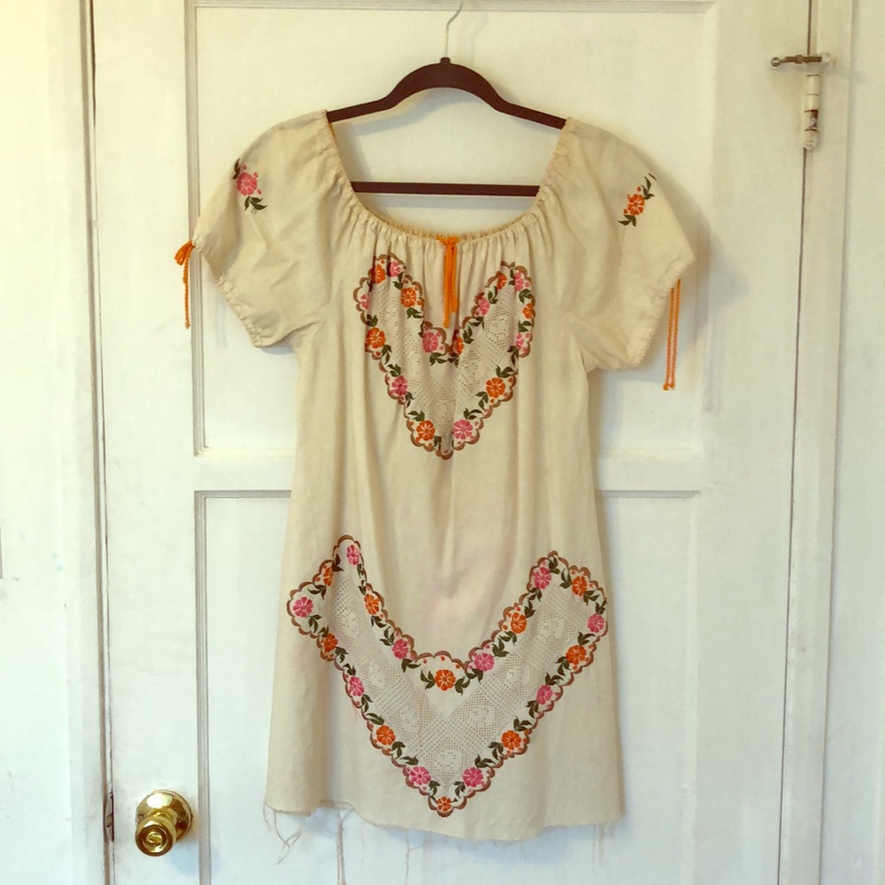 Vintage hippie embroidery dress